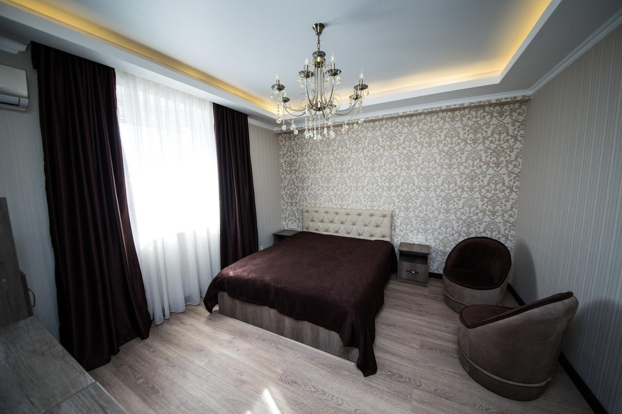 De'Mar Hotel Bișkek Exterior foto